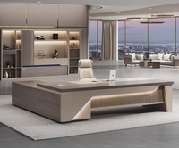 Bureau de patron moderne de luxe en forme de L pour bureau Grande table avec bureau à lumière LED Table de directeur du PDG