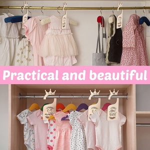 Set di 7 Divisori per Armadio <span class=keywords><strong>in</strong></span> <span class=keywords><strong>Legno</strong></span> Rustico Fatto a Mano per Neonati, Separatori <span class=keywords><strong>da</strong></span> <span class=keywords><strong>Parete</strong></span> Incisi per Guardaroba - Product Image 4