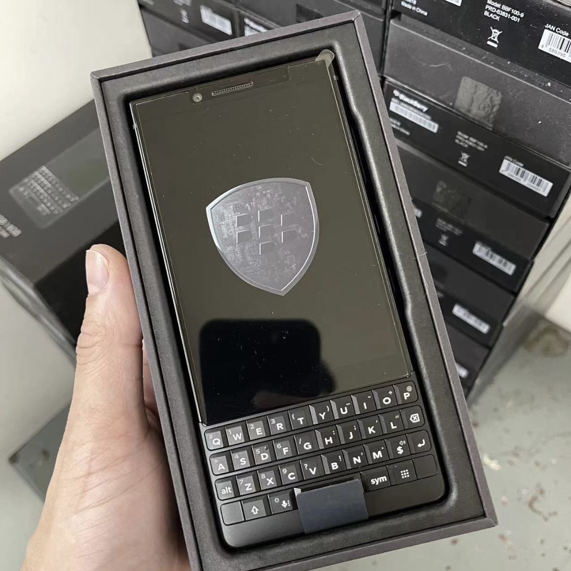 ANDROID - （新品未開封品）BlackBerry KEY2 Black 128GB Amazon.com: BlackBerry KEY2 Black Unlocked Android