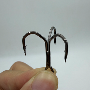 HuaEn Hameçons triples circulaires en acier à haute teneur en carbone pour <span class=keywords><strong>la</strong></span> <span class=keywords><strong>pêche</strong></span> au poisson-chat en eau douce et salée, super résistants, affûtés chimiquement, <span class=keywords><strong>ensemble</strong></span> d'emballage - Product Image 6