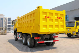 รถดัมพ์สีเหลือง 6x4 ขนาด 31-40 ตัน เครื่องยนต์ดีเซล Weichai มาตรฐานไอเสียระดับ 2 สำหรับงานหนัก ขนส่งวิศวกรรม ใหม่ พวงมาลัยซ้าย - Product Image 4