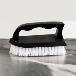 Brosse de nettoyage robuste L-5119 pour casseroles et bols, en forme de fer, avec support en plastique, poils en nylon et PP, pour le nettoyage des sols – Vente directe usine - Product Image 4