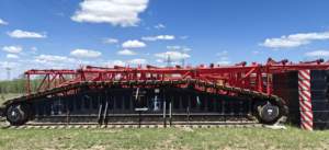 Grúa sobre orugas SANY SCC9000A usada en la construcción de puentes, 900 toneladas, pluma pesada de 108 m, sistema Superlift con pluma fija de 12 m - Product Image 2