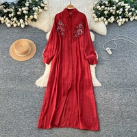 Robe longue élégante pour femme, style coréen, à manches longues, broderie florale rétro française, rouge, amincissante, pour l'automne