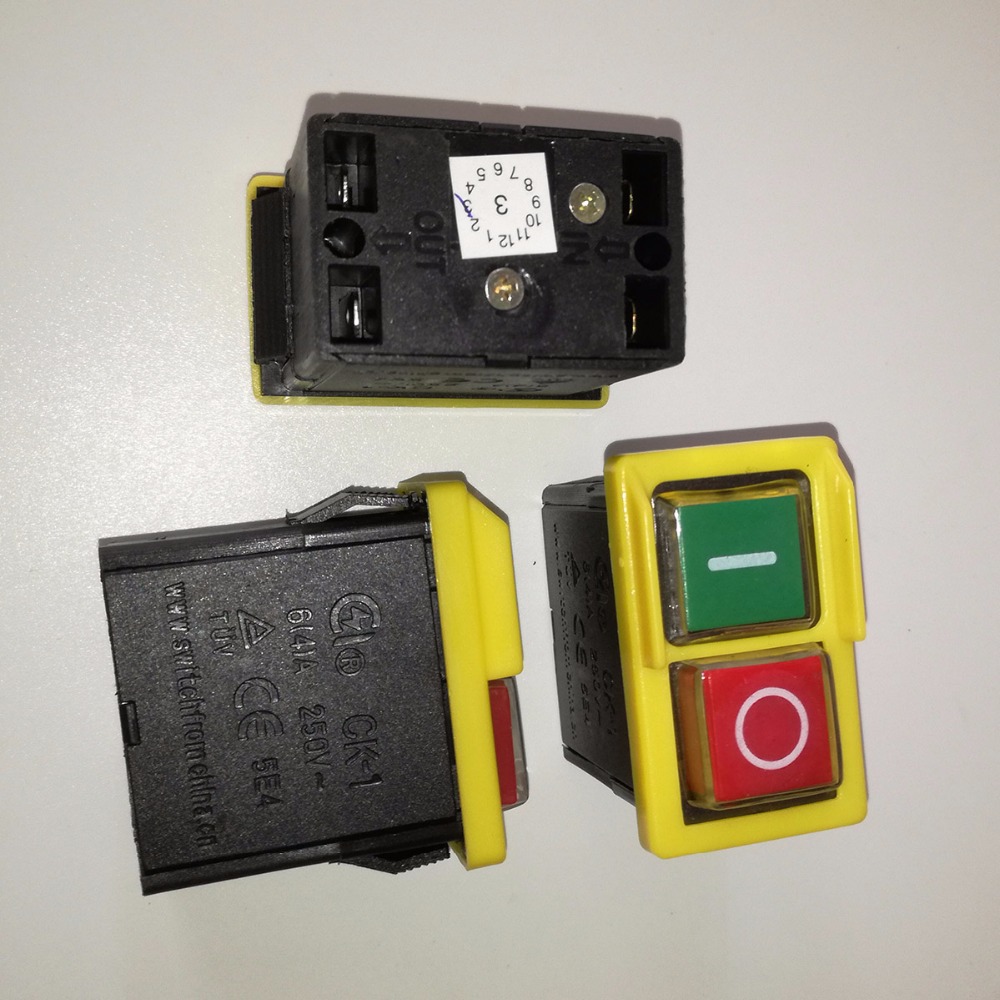 Interrupteur étanche à Bouton-poussoir ON-OFF PAKMEZ CK-1 - 6A 250V AC / 10A 125V AC