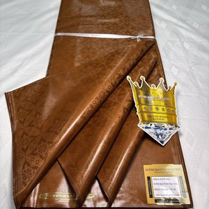 Tissu Bazin Riche Super <span class=keywords><strong>Magnum</strong></span> Gold XXL 100% Coton Brillant avec Parfum en Gros de Haute Qualité - Product Image 2