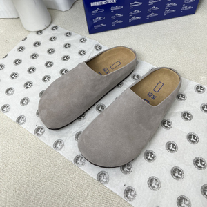 Sandales unisexes en daim et liège avec soutien de la voûte plantaire, doublure en cuir véritable, pantoufles confortables antidérapantes à enfiler pour la maison - Product Image 5