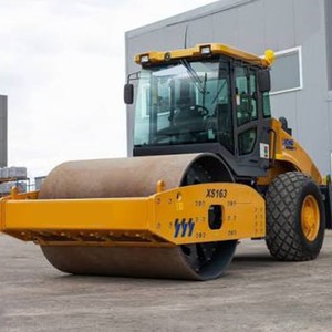 Nouveau Compacteur Routier Monocylindre 16T XS163J de Chine – <span class=keywords><strong>Prix</strong></span> Compétitif pour Engins de Construction Routière et Travaux Municipaux - Product Image 2