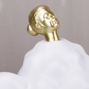 Redeco beyaz bulut elbise ile zarif soyut altın insan heykelcik reçine balerin hediyeler için kadın figürlü heykel ev dekorasyon - Product Image 4