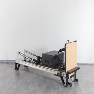 Vendita calda in alluminio pieghevole Pilates Reformer letto Fitness allenamento Cadillac & legno corpo Pilates letto in vendita - Product Image 2
