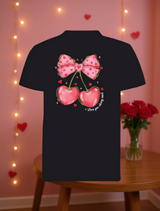 T-shirt da donna a maniche corte stampata per San Valentino con fiocco a ciliegia, vestibilità regolare, 100% cotone jersey, primavera estate, graziosa - Product Image 2