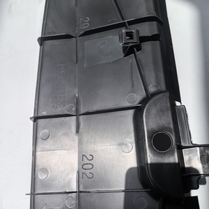 Auto Parts Factory <b>Radiator</b> Lower Baffle 16683-36030 For Toyota Nx200 Replacement Part - Product Image 2