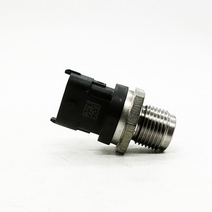 0281006165 504382791 5043827910 5037751330 Sensor de alta presión de riel de combustible para <span class=keywords><strong>IVECO</strong></span> NEW HOLLAND DIESEL - Product Image 4