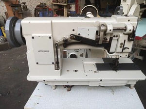LU2-4420 <b>Sewing</b> Machines - Product Image 3