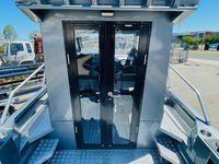 Bateau à moteur en aluminium de 7,5 m (25 pieds) - Yacht à cabine - Bateau de pêche sportive - Facile à manier - À vendre