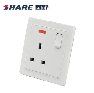 China SHARE Factory Wholesale British 13a British 3 Pin Square Socket With Indicator For Home /Hotel/Apartment/Office Use
