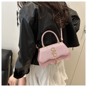 Bolso Bandolera de Lujo Retro de Moda 2026 para Mujer, Nuevo Diseño Cuadrado Pequeño con Cierre de Solapa - Product Image 3