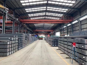 Barres plates en acier au carbone de qualité supérieure, laminées à chaud, alliage, application industrielle, découpables et soudables aux normes ANSI ASTM EN - Product Image 6