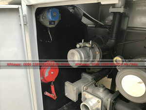 HOWO 4x2 4x4 4WDフルロードコンディション燃料タンクトラック航空機燃料補給トラック燃料分配トラック10000L8615897603919 - Product Image 5