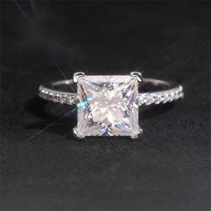 Bagues en moissanite à prix réduit pour femmes, fiançailles, argent 925, moissanite VVS, coupe princesse, diamant moissanite, bagues pour femmes - Product Image 1