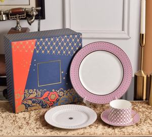 Russian Royal Style Luxury Eco-Friendly Bone China 4-Piece Dinnerware Set for Wedding Party Restaurants - Product Image 3