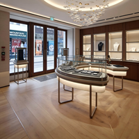 Plateforme de présentation de bijoux, vitrine personnalisée pour colliers et bagues, magasin de détail