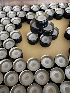 Capsules ROPP en aluminium personnalisées de 18 mm, 28 mm, 38 mm avec doublure en PE/TPE, anti-effraction, pour bouteilles d'huile d'olive et d'alcool, bouchon ROPP - Product Image 6