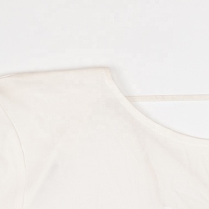 Camisetas Sueltas de Jersey Kinit para Mujer, Suaves como la Seda, con <span class=keywords><strong>Volantes</strong></span> y Aberturas en los Puños, Cuello Redondo en la Parte Delantera, Espalda Descubierta con Detalle Metálico Dorado - Product Image 2