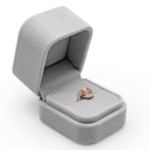 Boîtes d'emballage de bijoux de luxe gris magnétiques avancées pour les ventes explosives du fabricant - Product Image 1