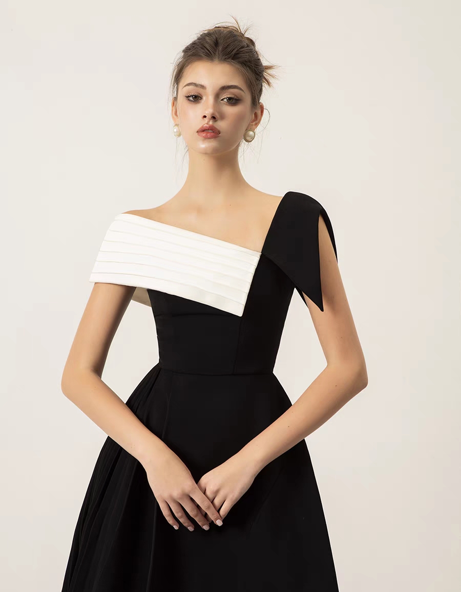 Black and White Oblique Shoulder Irregular Dress for Women