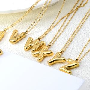 Collar Personalizado con Letra Inicial de Globo de 26 mm, Joyería de Acero Inoxidable Chapado en Oro, Collar con Letra del Alfabeto para Mujer - Product Image 5