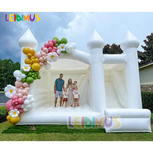 <span class=keywords><strong>Château</strong></span> gonflable commercial blanc pour enfants, idéal pour les mariages - Product Image 6
