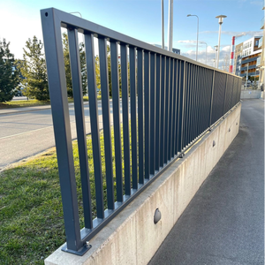 Nhà Máy Trực Tiếp Cung Cấp Chất Lượng Cao Nhôm Hàng Rào Cổng Ngoài Trời Vườn Hàng Rào Thực Tế Trang Trí Hình Ống Kim Loại Hàng Rào - Product Image 2