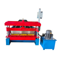Machine de formage de tuiles en acier de type russe, style spécial coloré, pour toiture, largeur d'alimentation 1200 mm, moteur et pompe
