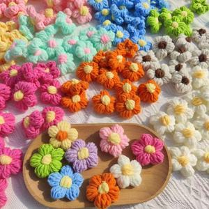 Regalo del Día de San Valentín lana Puff flor ganchillo DIY ramo accesorios tejido a mano 4cm decoración del hogar - Product Image 2