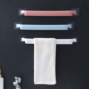 Porte-serviettes mural auto-adhésif moderne et durable avec logo personnalisé, sans perçage, pour salle de bain - Product Image 1