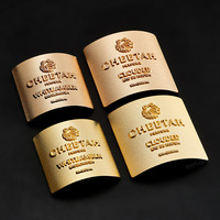 Autocollants d'étiquette en métal en aluminium 3D en vinyle de haute qualité Logo personnalisé pour parfum bière vin boissons pour Cartons emballés industriels