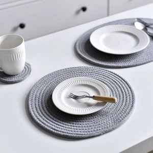 Tapete Aislante Térmico Tejido, Redondo, Gris, de Algodón y Lino, Resistente al Aceite, para Comedor - Product Image 4