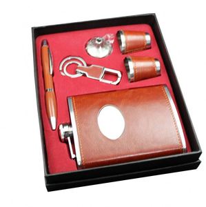 Ensemble de flacons à liqueur en acier inoxydable de haute qualité au design original avec étui en cuir - Product Image 5