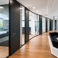 Cloisons de bureau modernes en verre, escaliers, utilisation hôtelière, verre trempé insonorisé, plat/givré/à motifs/teinté, décoration