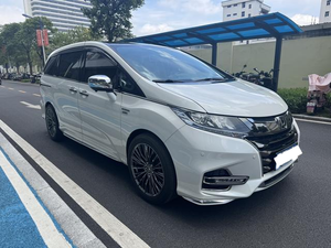 Auto Usata Honda Odyssey 2021 2.0L Edizione Sharp Comfort, Basso Chilometraggio, MPV Familiare in Ottime Condizioni - Product Image 3