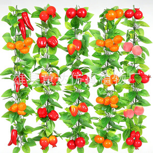 Guirlandes de fruits artificiels 200 cm en tissu mousse pour décoration de plafond style ferme - Product Image 1