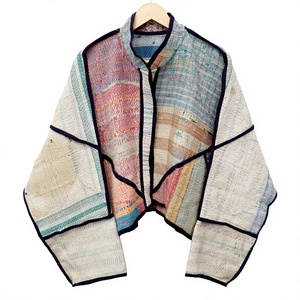 Veste Kantha artisanale respirante et écologique, tissée vintage, élégante, broderie Kantha artisanale pour femmes - Product Image 1