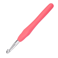 Crochet en aluminium 8 mm avec manche souple coloré, aiguille à tricoter taille unique pour débutants, idéal pour pulls et motifs floraux