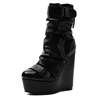 Bottines gothiques à plateforme compensée pour femme, en cuir froncé, avec boucle et fermeture éclair arrière, idéales pour les soirées