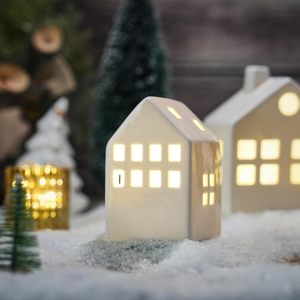 Casas de pueblo navideñas de cerámica con luces LED, decoración rústica para el hogar, para mesa, repisa de chimenea - Product Image 4