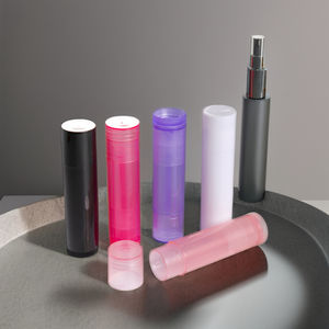 Ультра-Гладкий веганский мужской Уход за губами увлажняющий питающий Восстанавливающий бальзам для губ в черном цвете солнцезащитный крем с маркировкой - Product Image 5