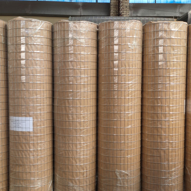 Iron Square 2x2 Welded Mesh Galvanised Wire Panel For Cattle
