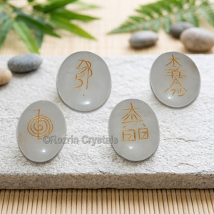 Piedras Ovaladas de Cuarzo Blanco, Símbolos de Feng Shui y Reiki Tallados en Oro, Juego de Cristales Pulidos de Gujarat, Compre en Línea al Mejor Precio - Product Image 3