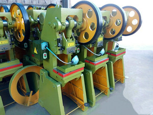 Prensa Mecánica Estable de 10T con Motor para Estampado y Forjado de Metal - Product Image 5